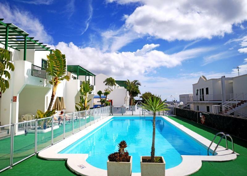 Apartamentos Aloe Пуерто дел Кармен Екстериор снимка